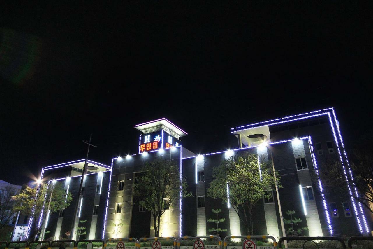 H Drive Hotel Iksan Exteriör bild